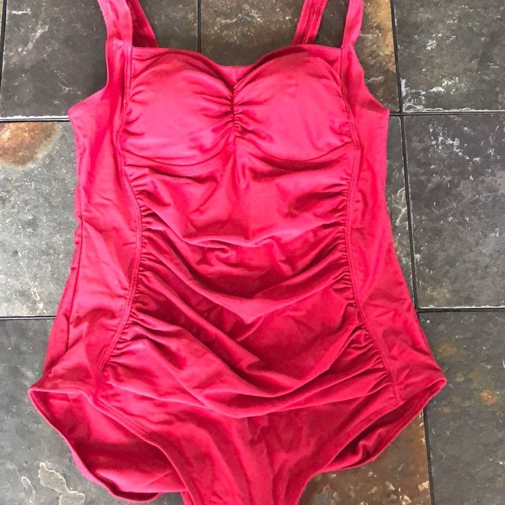 Upopby tummy control women’s one piece swimsuit dark red size 6